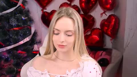 Snapshot of juliabrewwer chatting on 02.13.26 Julia online show from 02.13.26