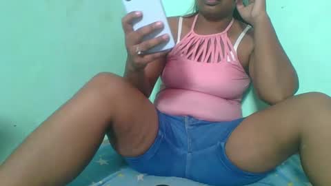 juliah02 online show from 02.13.25