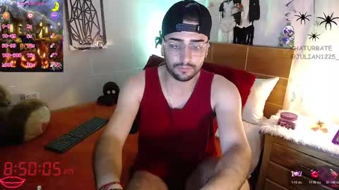 Snapshot of julian1225_ chatting on 10.23.25 Julian online show from 10.23.25