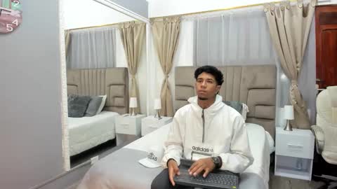 julian billy online show from 01.08.25