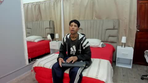 julian billy online show from 02.01.25