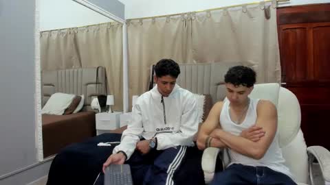 julian billy online show from 02.07.25