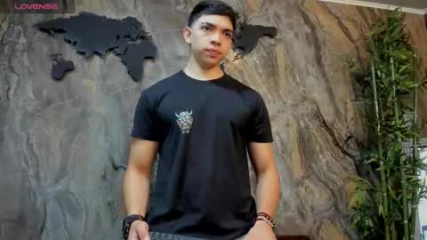 Snapshot of julian_mercier chatting on 02.10.26 JULIAN online show from 02.10.26