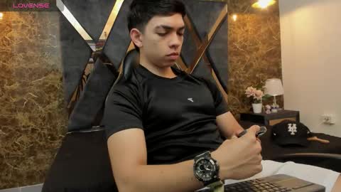 Snapshot of julian_mercier chatting on 02.24.26 JULIAN online show from 02.24.26