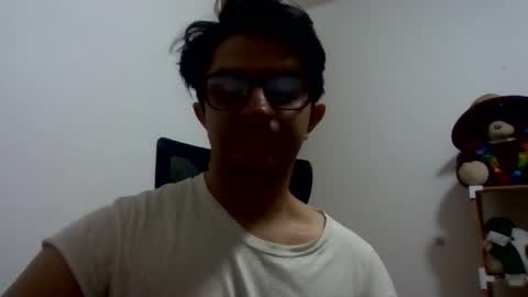 Snapshot of julian_mora7 chatting on 11.05.25 Julian Mora online show from 11.05.25