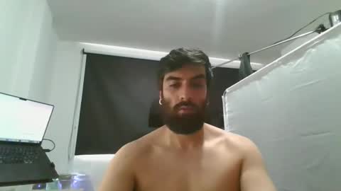 Snapshot of julian_patino chatting on 03.03.26 julian_patino online show from 03.03.26