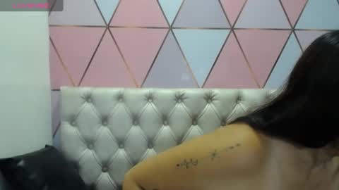 Juli online show from 03.06.25