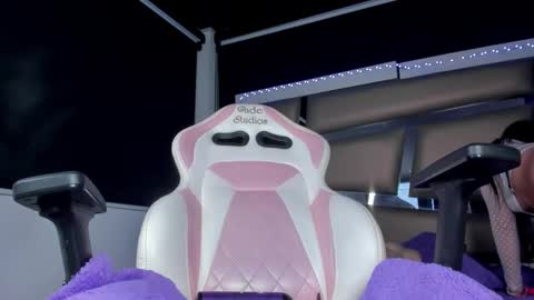 juliana_js_ online show from 09.09.25