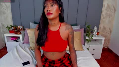 juli online show from 10.20.25