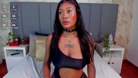 juli online show from 11.04.25