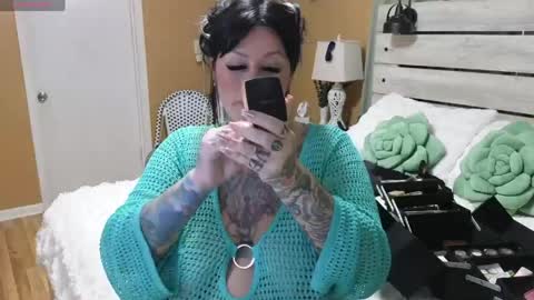 Snapshot of julianaxxxrose chatting on 05.22.26 Texas Mamasita online show from 05.22.26