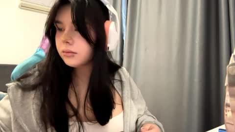 MIa online show from 05.26.26