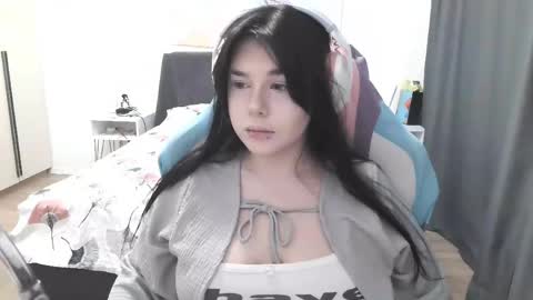 MIa online show from 06.06.26