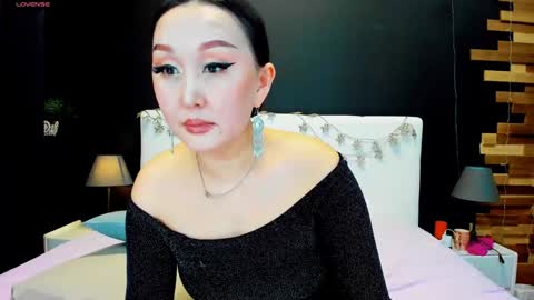 Julianna online show from 02.04.25