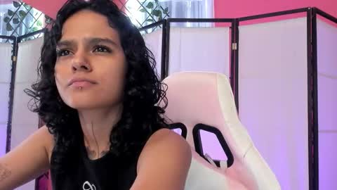 Snapshot of julianne_7 chatting on 02.10.26 julianne_7 online show from 02.10.26