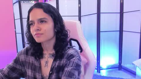 Snapshot of julianne_7 chatting on 02.16.26 julianne_7 online show from 02.16.26