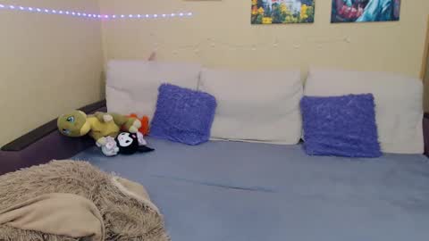 Snapshot of juliasane_ chatting on 01.14.25 Jul online show from 01.14.25