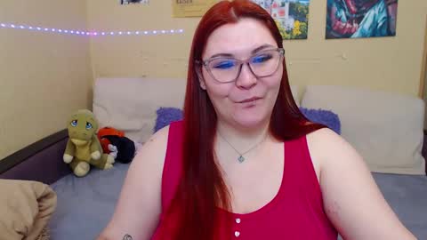 Snapshot of juliasane_ chatting on 01.16.25 Jul online show from 01.16.25