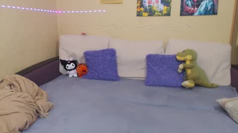 Snapshot of juliasane_ chatting on 01.27.25 Jul online show from 01.27.25