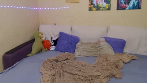 Snapshot of juliasane_ chatting on 02.06.25 Jul online show from 02.06.25