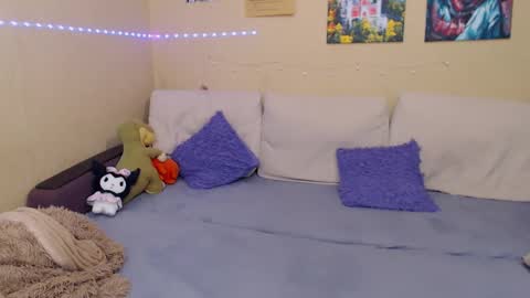 Snapshot of juliasane_ chatting on 02.09.25 Jul online show from 02.09.25