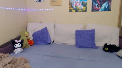 Snapshot of juliasane_ chatting on 02.11.25 Jul online show from 02.11.25