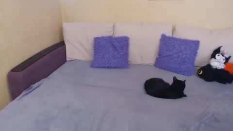 Snapshot of juliasane_ chatting on 09.16.25 Jul online show from 09.16.25