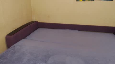 Snapshot of juliasane_ chatting on 09.29.25 Jul online show from 09.29.25