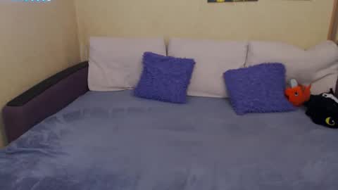 Snapshot of juliasane_ chatting on 10.09.25 Jul online show from 10.09.25