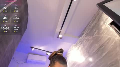 Julias online show from 02.27.25