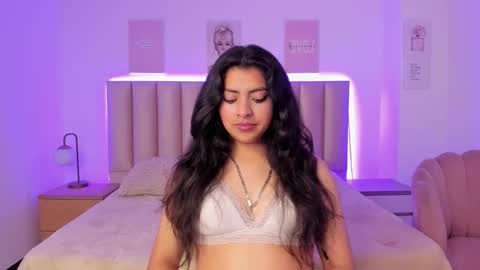 julie_devani online show from 12.20.25