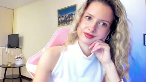 Julie online show from 10.09.25