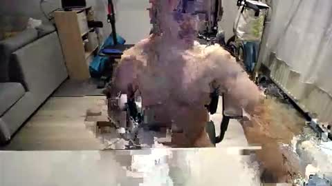 julienneedyou online show from 11.04.25