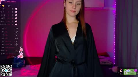 julieqt online show from 09.28.25