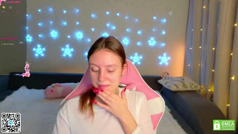 julieqt online show from 01.11.26