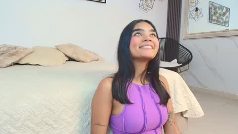 Juli online show from 12.17.24
