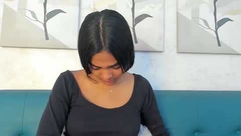 Juli online show from 09.29.25