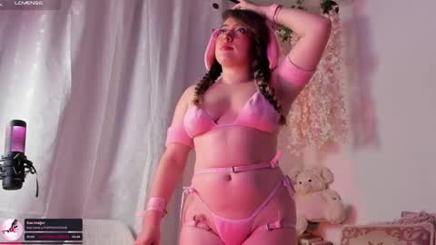 Juli  online show from 03.08.25