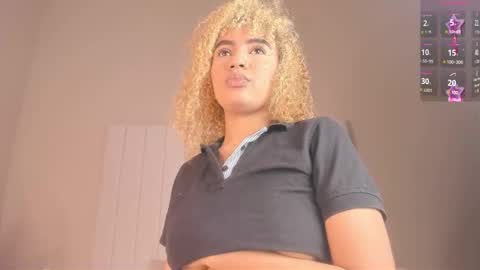 Julieta  IG juietaflower06 online show from 02.04.25