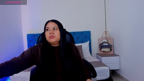 Julieta Mille online show from 09.27.25