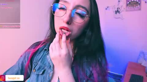 Julieta Independent model online show from 10.22.25