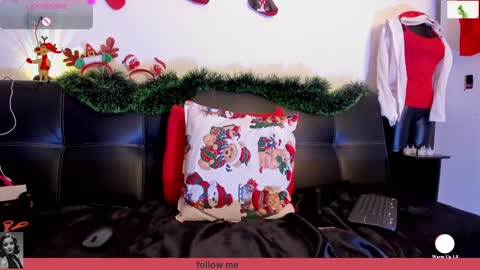 Julieta wall online show from 12.22.24