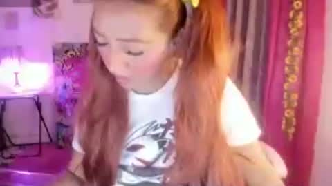 Snapshot of julietacollinss chatting on 06.27.26 Julieta online show from 06.27.26