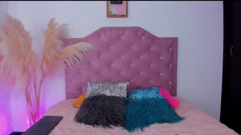 Snapshot of julietagames69 chatting on 10.05.25 Julieth Gomez online show from 10.05.25