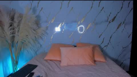 Snapshot of julietagames69 chatting on 11.14.25 Julieth Gomez online show from 11.14.25