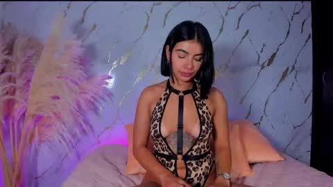 Snapshot of julietagames69 chatting on 11.16.25 Julieth Gomez online show from 11.16.25