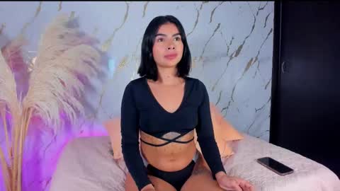 Julieth Gomez online show from 11.24.25