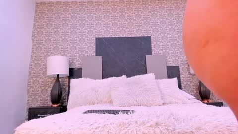 andara velez online show from 01.11.25