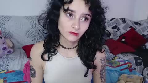 Julieta Jaguar online show from 01.08.25