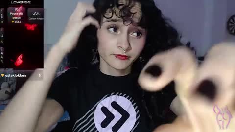 Julieta Jaguar online show from 02.04.25